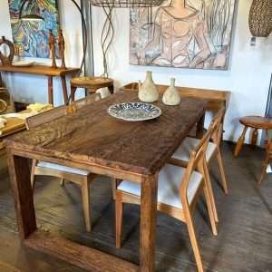 MESA DE JANTAR PARA 4 LUGARES RETANGULAR