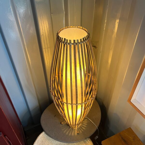 LUMINÁRIA DE BAMBU ARTESANAL - Image 2