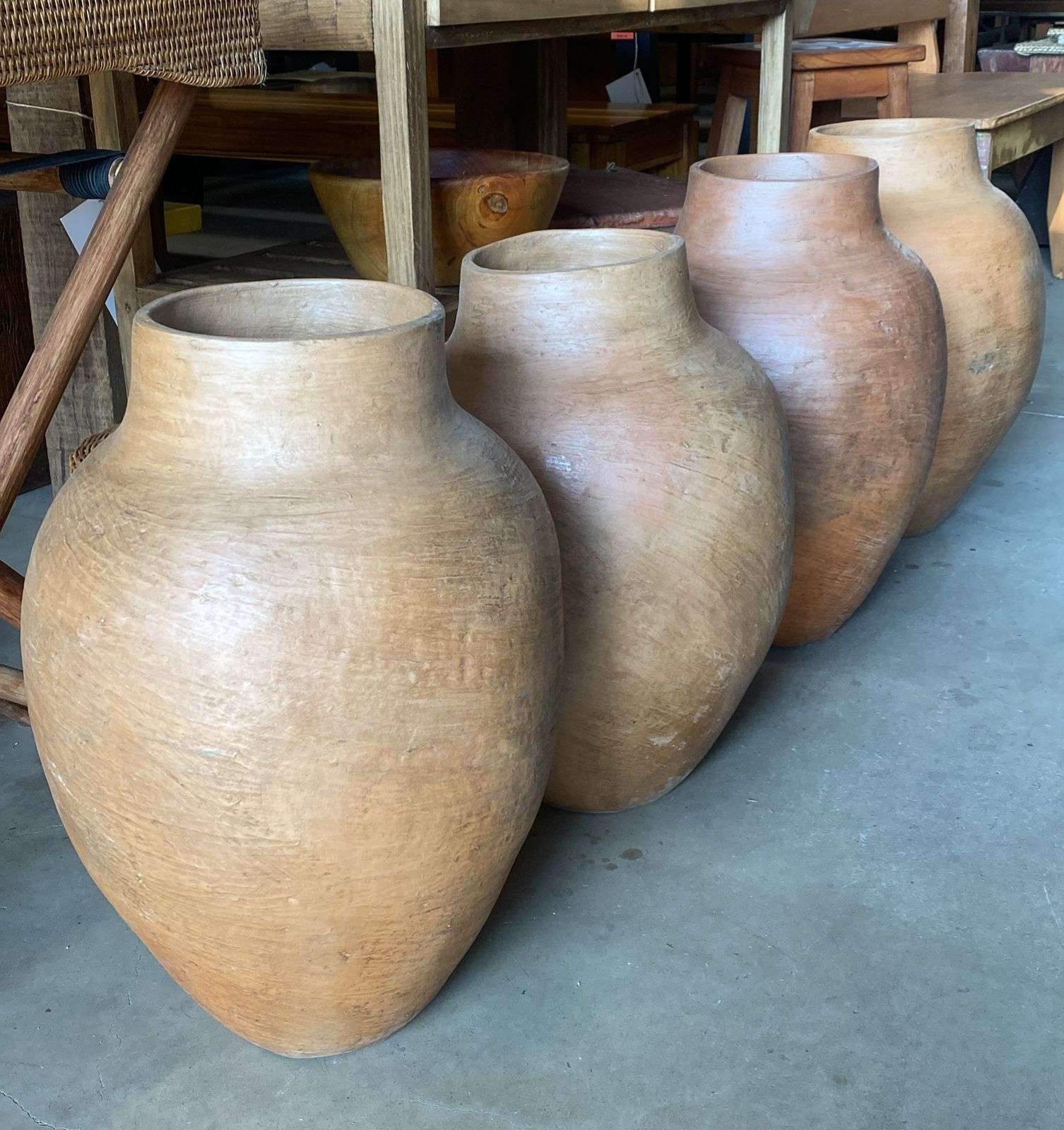 Vaso de barro rústico artesanal para plantas e decoração - Depósito Moringa Jundiaí
