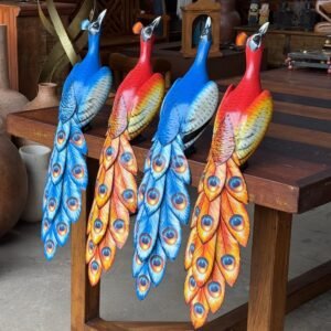 Pavão em Madeira Arte Mineira